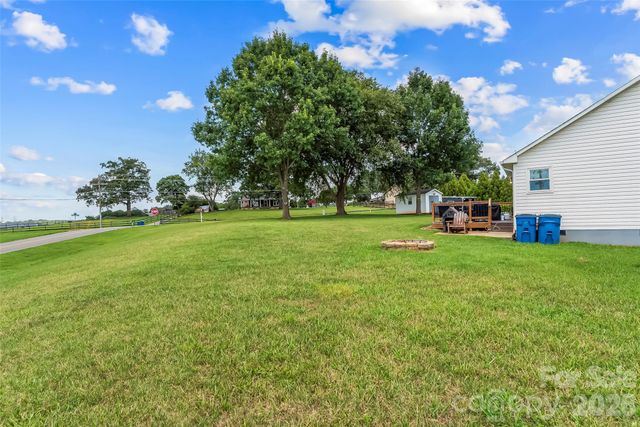 3955 Northernmistic Drive, Maiden, NC 28650