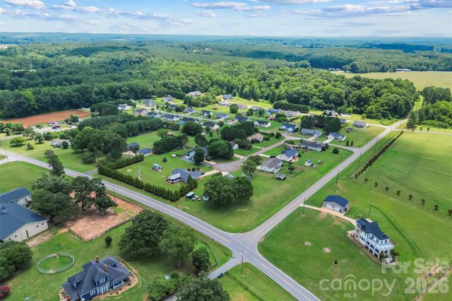 3955 Northernmistic Drive, Maiden, NC 28650