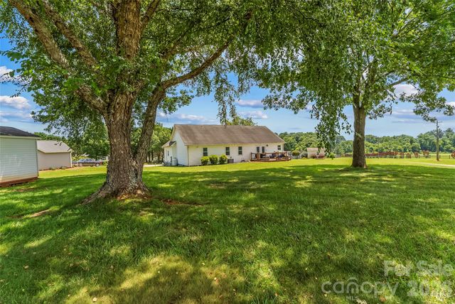 3955 Northernmistic Drive, Maiden, NC 28650