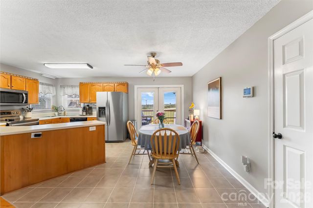 3955 Northernmistic Drive, Maiden, NC 28650