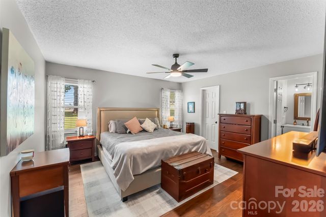 3955 Northernmistic Drive, Maiden, NC 28650