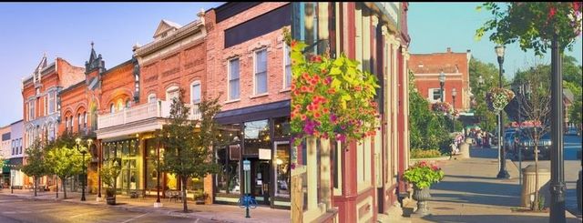 304 Chapel View Court, Heath, TX 75032