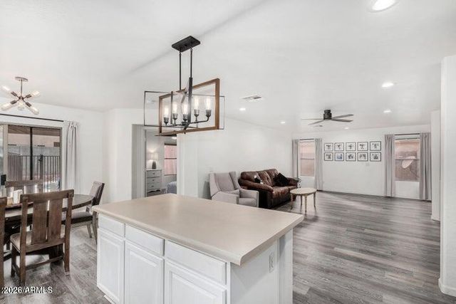 11843 W CAMBRIDGE Avenue, Avondale, AZ 85392