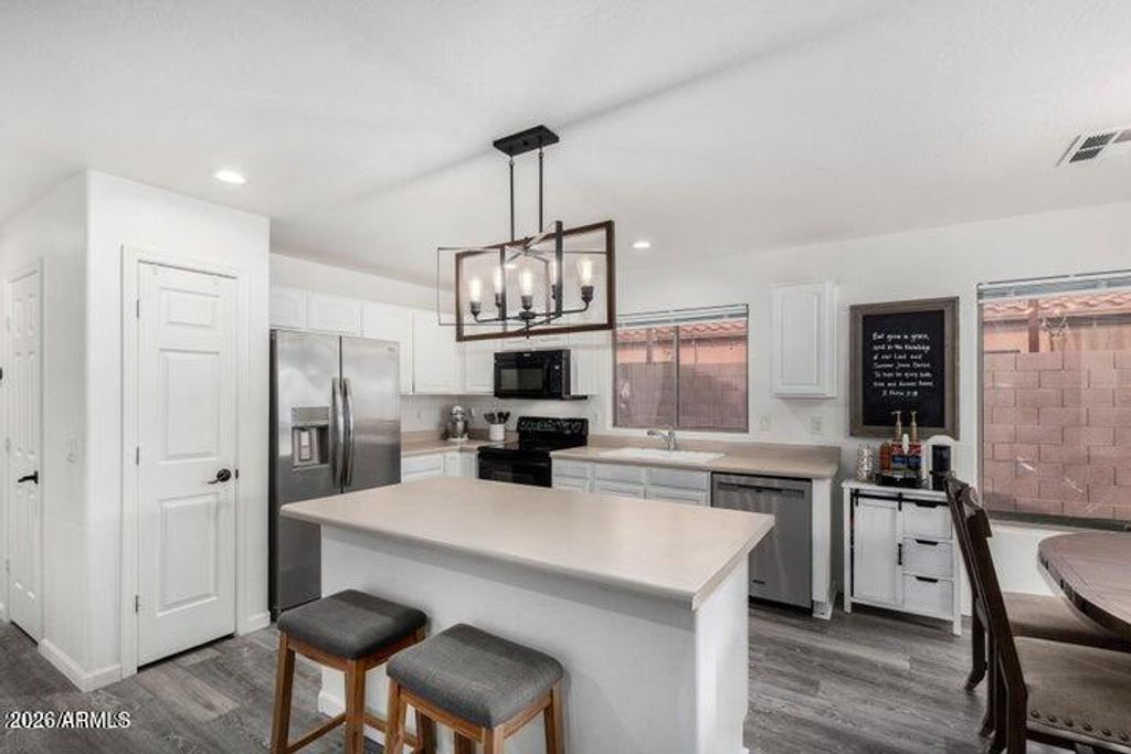 11843 W CAMBRIDGE Avenue, Avondale, AZ 85392 — photo 2