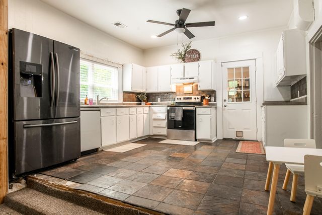 811 Poindexter Avenue, Chattanooga, TN 37412