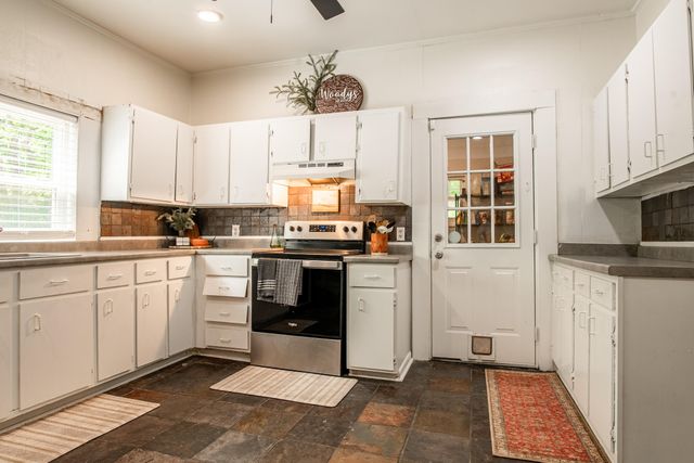811 Poindexter Avenue, Chattanooga, TN 37412