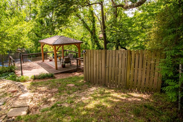 811 Poindexter Avenue, Chattanooga, TN 37412