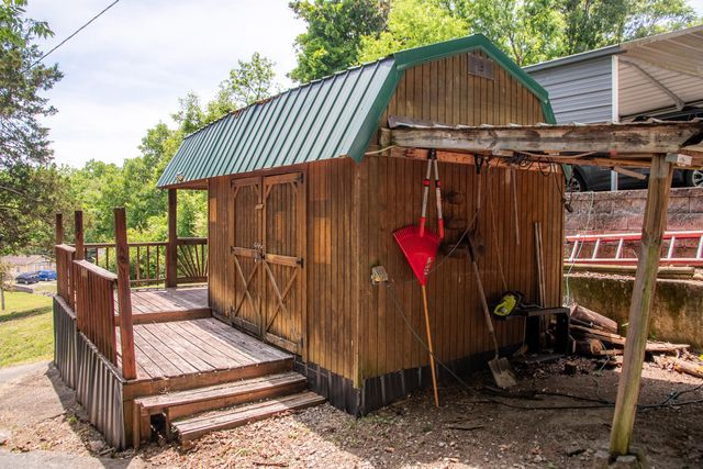 811 Poindexter Avenue, Chattanooga, TN 37412