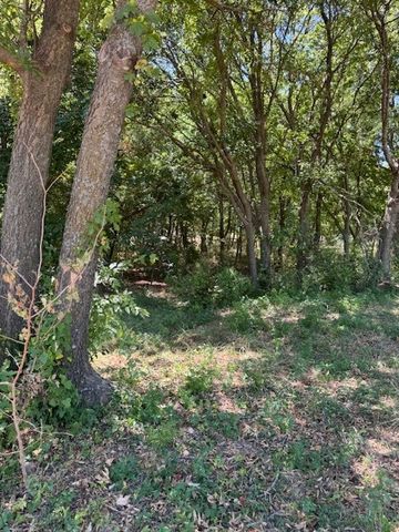 408 Muskingum Road, Waxahachie, TX 75165