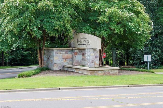 3805 Westridge Farm Lane, Clemmons, NC 27012