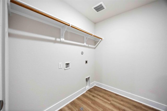 3014 La Rambla Drive, Houston, TX 77047