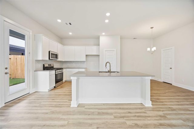 3014 La Rambla Drive, Houston, TX 77047