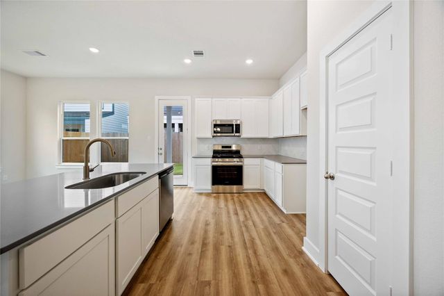 3014 La Rambla Drive, Houston, TX 77047