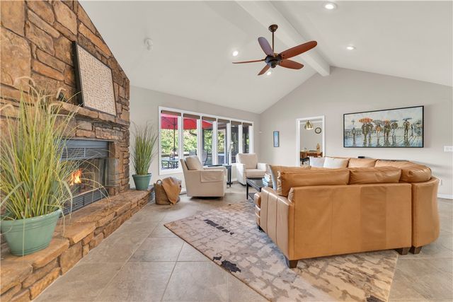 9 Kintyre Place, Bella Vista, AR 72715