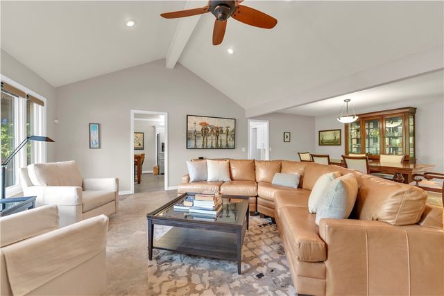 9 Kintyre Place, Bella Vista, AR 72715