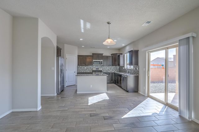 1161 Fascination Street NE, Rio Rancho, NM 87144