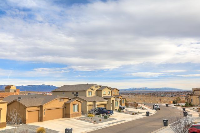 1161 Fascination Street NE, Rio Rancho, NM 87144