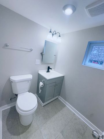 1023 W 108th Street, Chicago, IL 60643