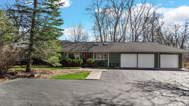 3459 W Mardan Drive, Long Grove, IL 60047