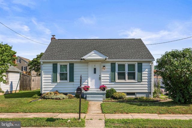 302 WIRT AVENUE, Hanover, PA 17331
