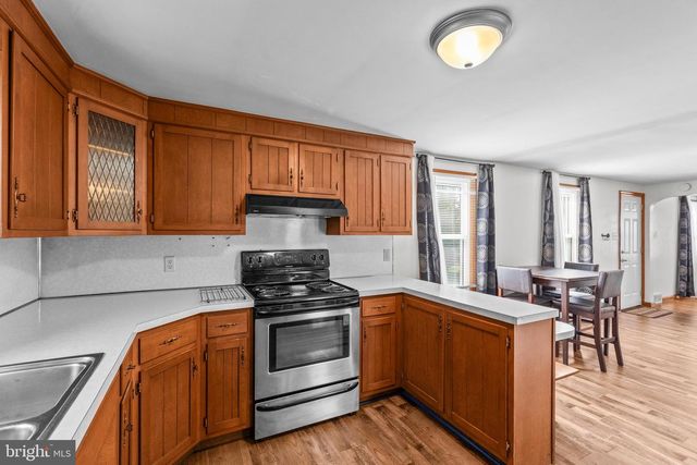 302 WIRT AVENUE, Hanover, PA 17331