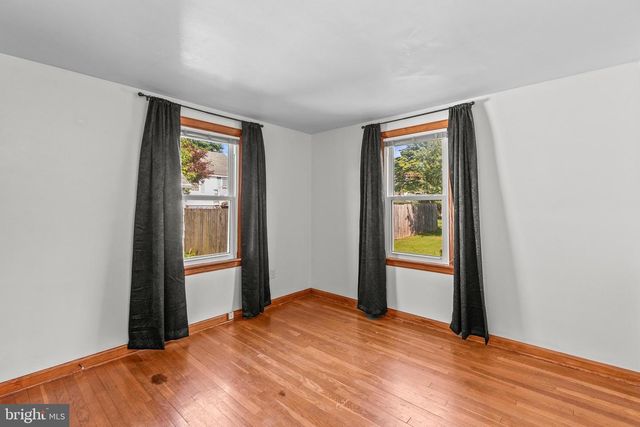 302 WIRT AVENUE, Hanover, PA 17331