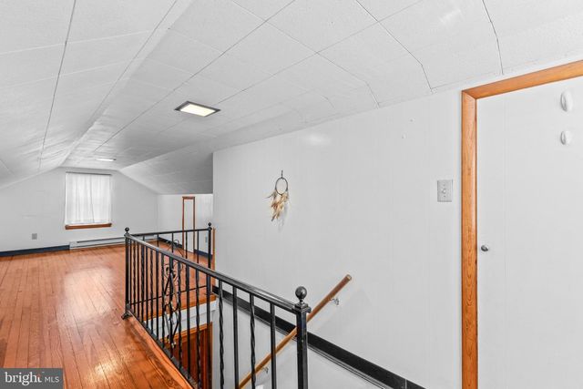 302 WIRT AVENUE, Hanover, PA 17331