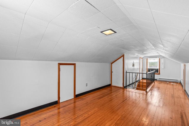 302 WIRT AVENUE, Hanover, PA 17331