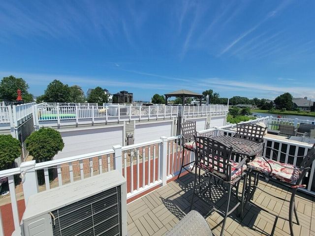 19 Lighthouse Point, New Buffalo, MI 49117