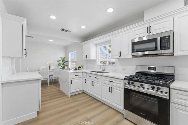 140 W Grove Street, Rialto, CA 92376