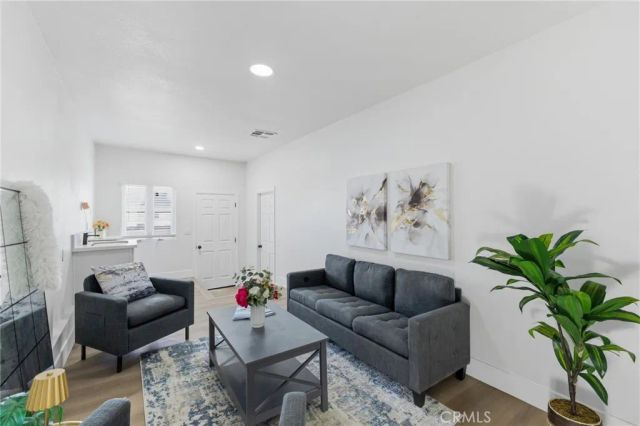 140 W Grove Street, Rialto, CA 92376