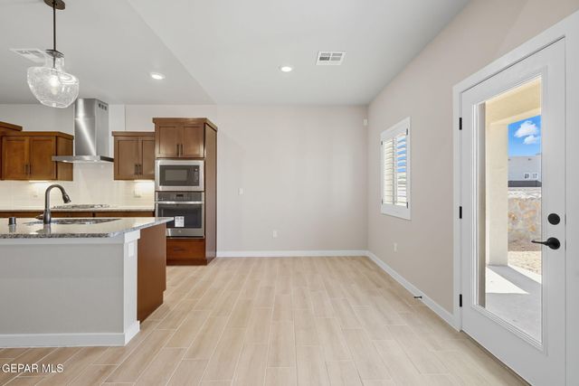 12921 Pontesbury Drive, El Paso, TX 79928