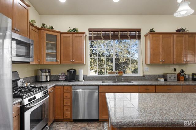 21412 Carriage Drive, Tehachapi, CA 93561