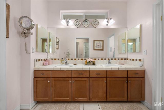 21412 Carriage Drive, Tehachapi, CA 93561