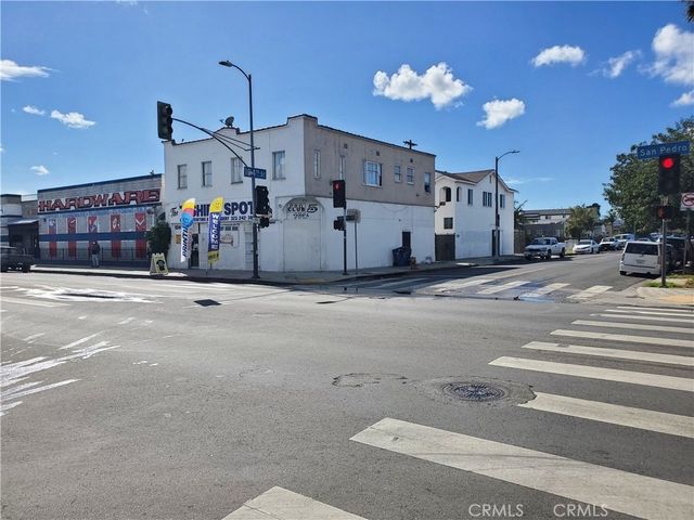 10401 S San Pedro, Los Angeles, CA 90003