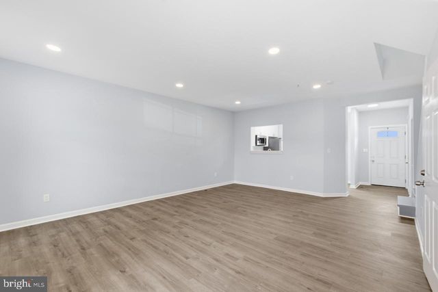 7008 FLAG HARBOR DR, District Heights, MD 20747