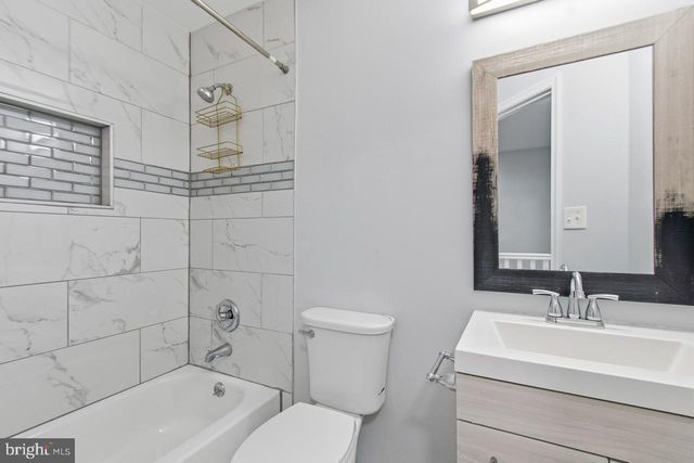 7008 FLAG HARBOR DR, District Heights, MD 20747