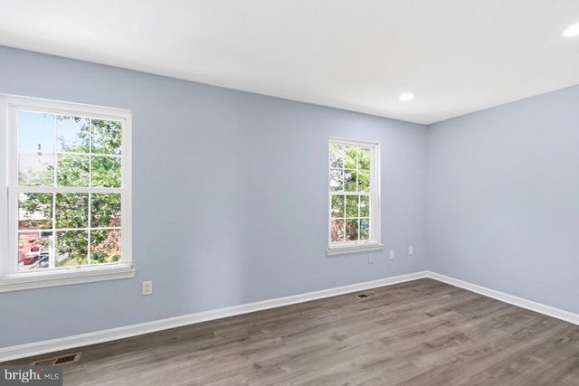 7008 FLAG HARBOR DR, District Heights, MD 20747