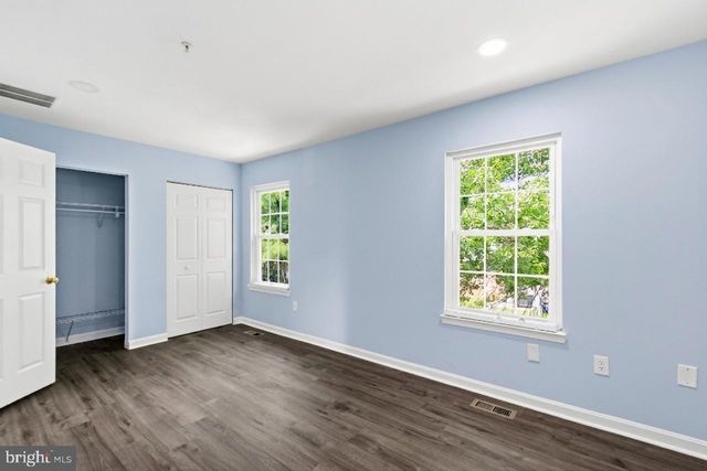 7008 FLAG HARBOR DR, District Heights, MD 20747