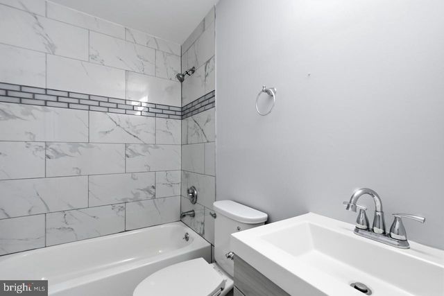 7008 FLAG HARBOR DR, District Heights, MD 20747