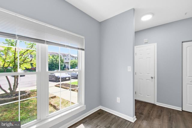 7008 FLAG HARBOR DR, District Heights, MD 20747