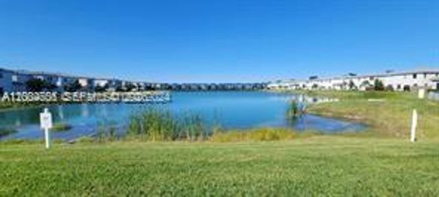 1010 SE 26th Ter, Homestead, FL 33035