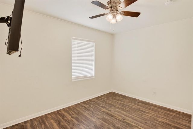 111 E Kittyhawk Drive, Midwest City, OK 73110