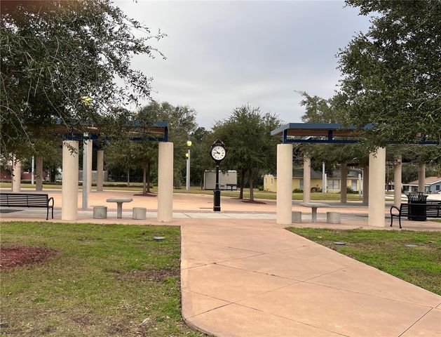 1147 E MCDONALD AVENUE 201, Eustis, FL 32726