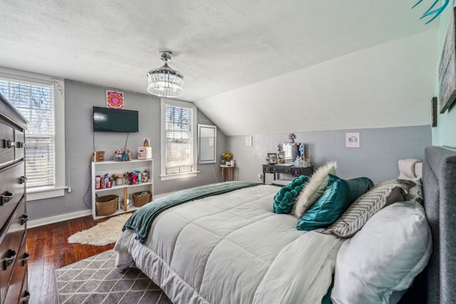 261 N 2nd Street, Walnut Springs, TX 76690
