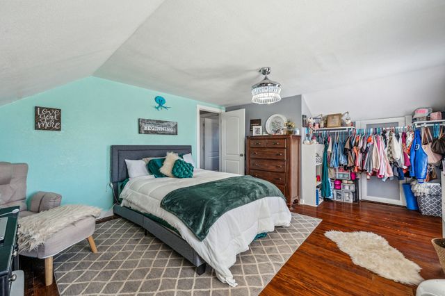 261 N 2nd Street, Walnut Springs, TX 76690
