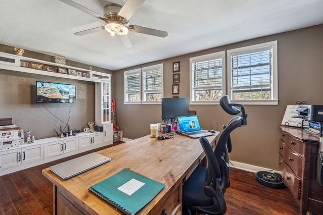 261 N 2nd Street, Walnut Springs, TX 76690