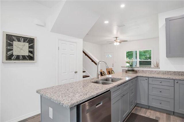 250 4th Avenue, Chickasaw, AL 36611
