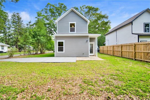 250 4th Avenue, Chickasaw, AL 36611