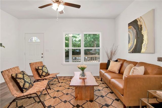250 4th Avenue, Chickasaw, AL 36611